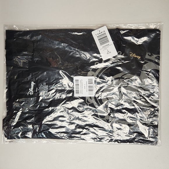 ❤️NWT VINTAGE TORRID TEE - DISNEY ALICE IN WONDERLAND CAMEO TOP - PLUS SIZE - Picture 4 of 14